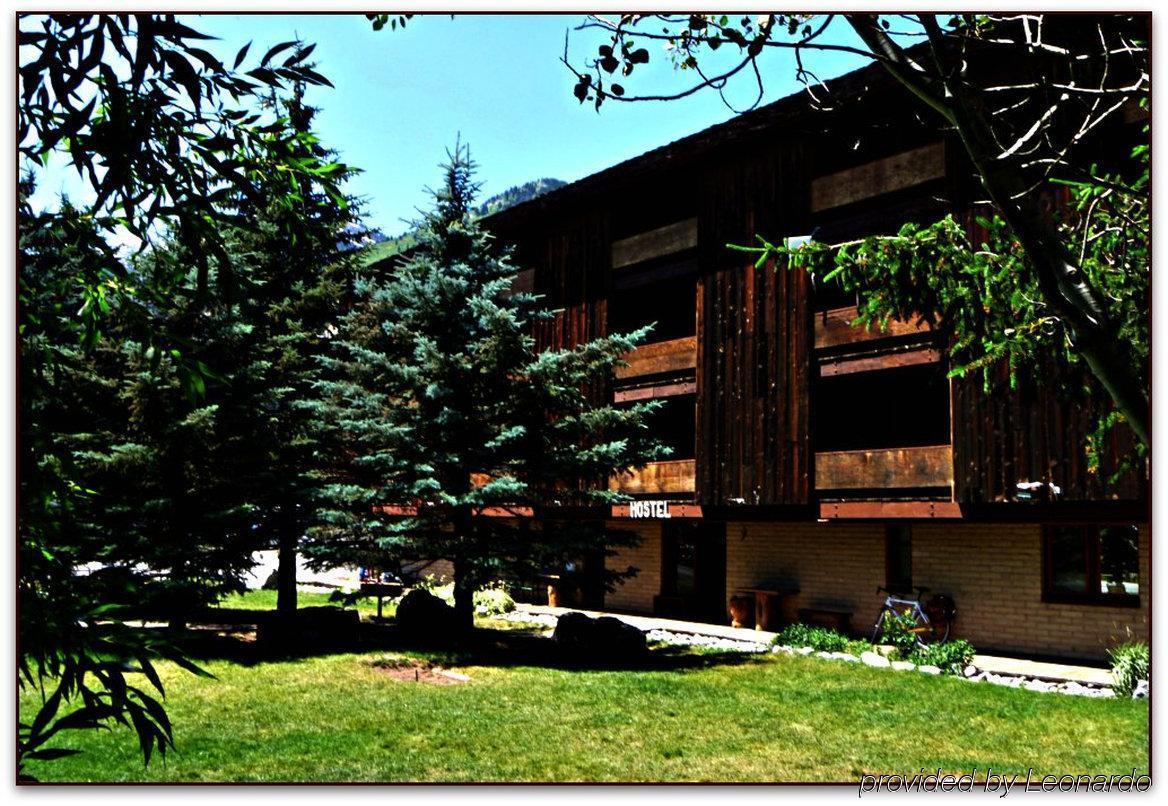 The Hostel Teton Village Exterior photo